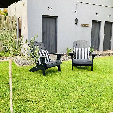 The Merino Guest House Beaufort West Dış mekan fotoğraf