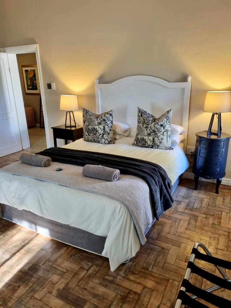 The Merino Guest House Beaufort West Dış mekan fotoğraf
